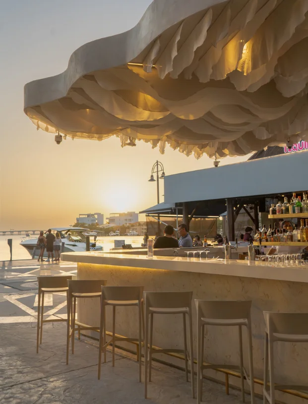 Riva Sunset Bar in cancun
